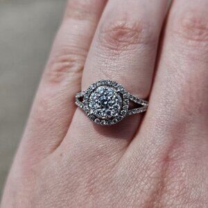 14K White Gold Diamond Double Halo Split Shank Engagement Ring 3.3 Grams Size 6